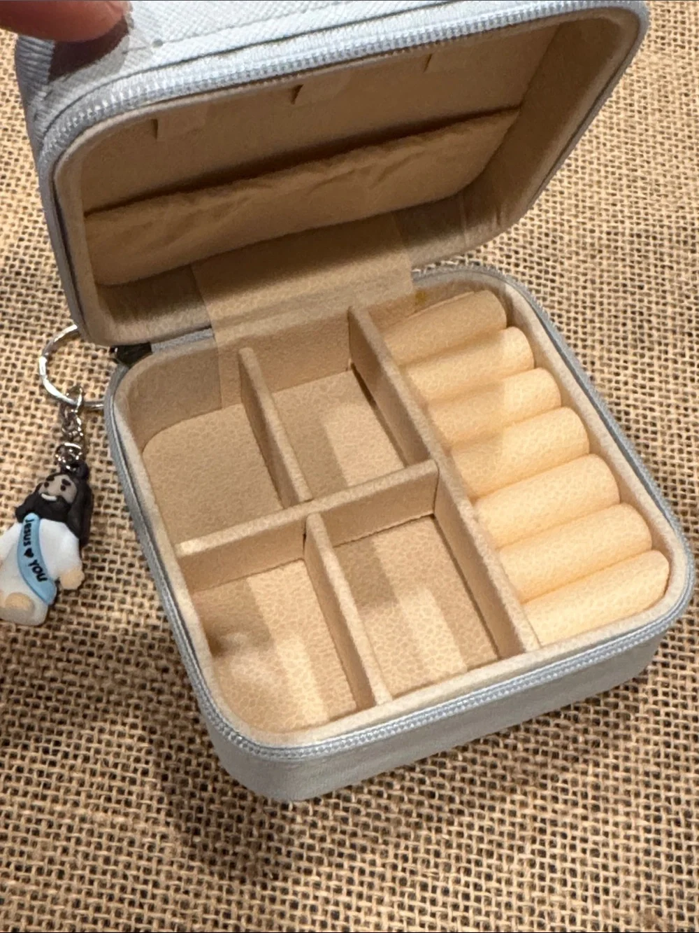 Light Blue Travel Inspirational Zip Around Jewelry Box with Baby Jesus Keychain